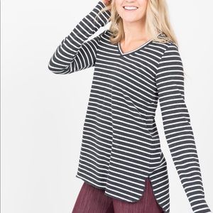 Vincent Hi-Lo Top Charcoal/White Speckled Stripe